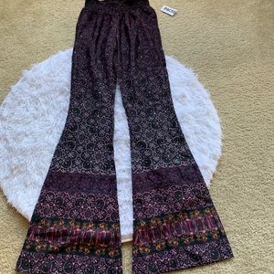 Bell bottom style pants